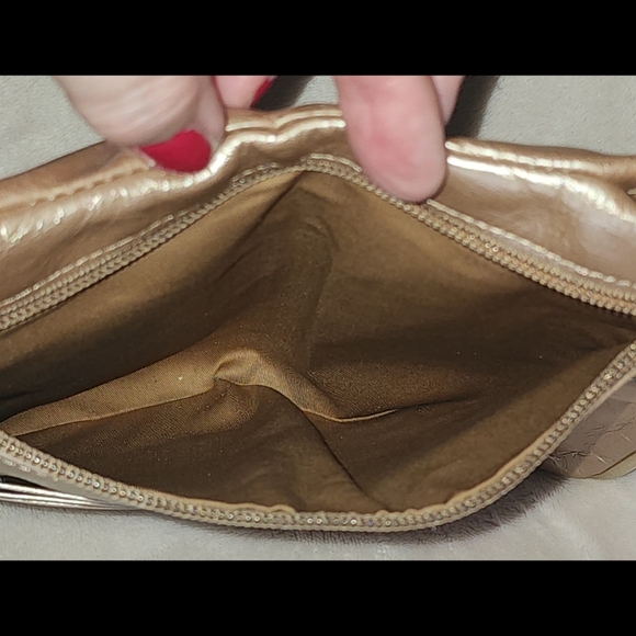 HOBO International Lauren Double Frame Leather Clutch Wallet Champagne Pinkish - Picture 9 of 11